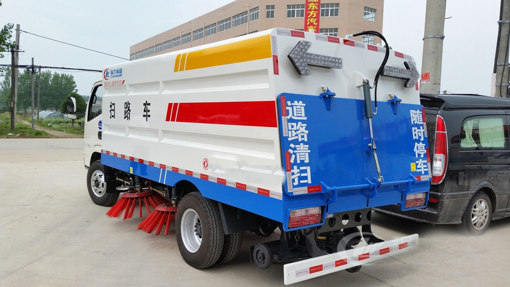 不上牌1.5方水 4方塵東風(fēng)福瑞卡 掃路車(chē)