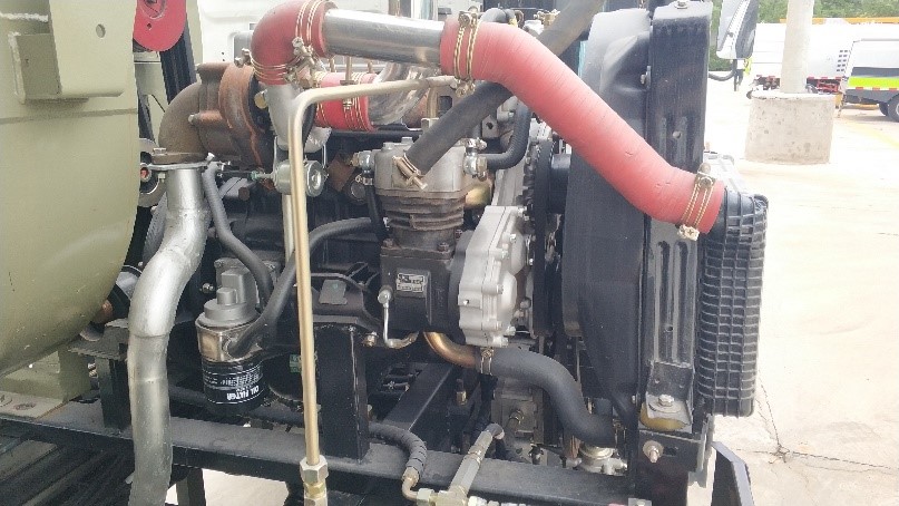 江鈴后置吸塵車（國VI）