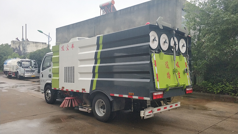 東風小多利卡吸塵車國VI