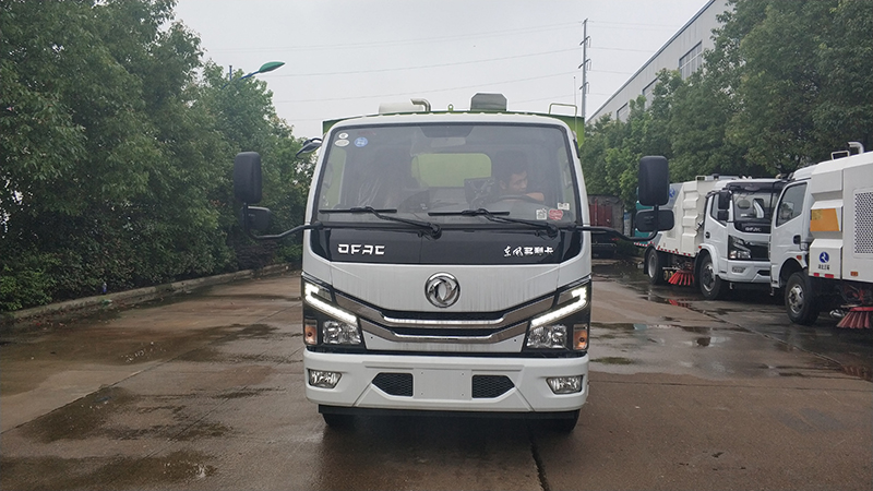 東風小多利卡吸塵車國VI