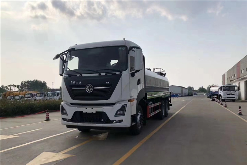 東風(fēng)天龍后八輪20噸噴霧車，國六綠化噴灑車