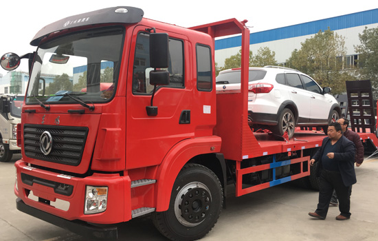 國五東風后八輪平板車